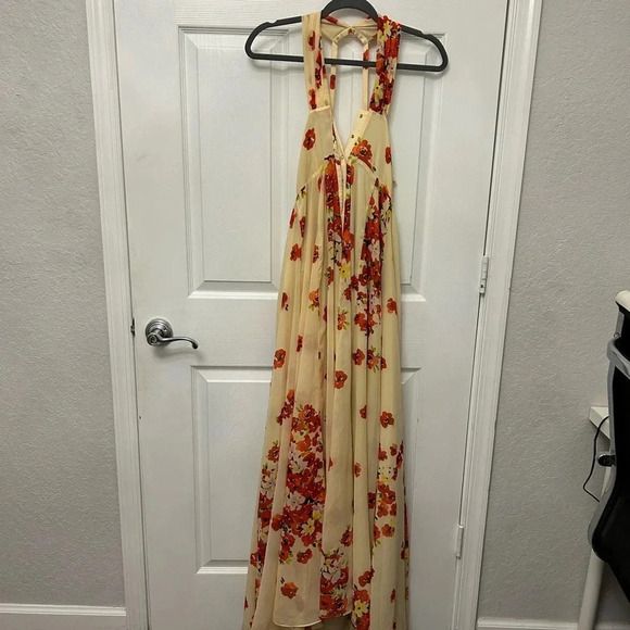 ! House of Harlow 1960 x REVOLVE Bloom Dress in Neutral small - Picture 6 of 9